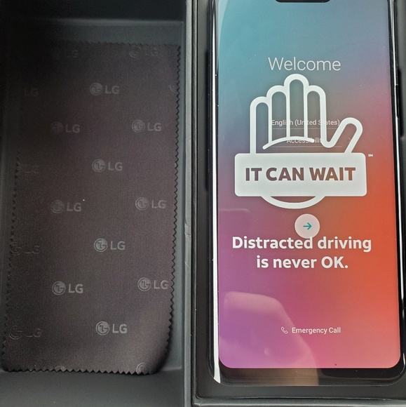 LG G8 ThinQ - Picture 2 of 2